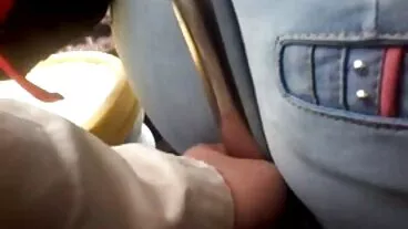 לבלונדינית הזו יש פי הטבעת סרטיםסקס שמנת אסיר תודה