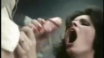 העשרה השחורה המדהימה שר אדל מזדיינת לפני שהיא סרטי סקס חינם לצפיה רוכבת במומחיות על ה-BBC