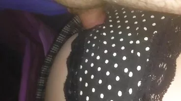 אנה בל פיקס סרטים של סקס חינם וקתרינה ג'ייד משחקות עם הזין של מנדונגו