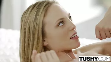 Busty פארטיפורנו Teen מקבל את הכוס שלה דפוק חזק